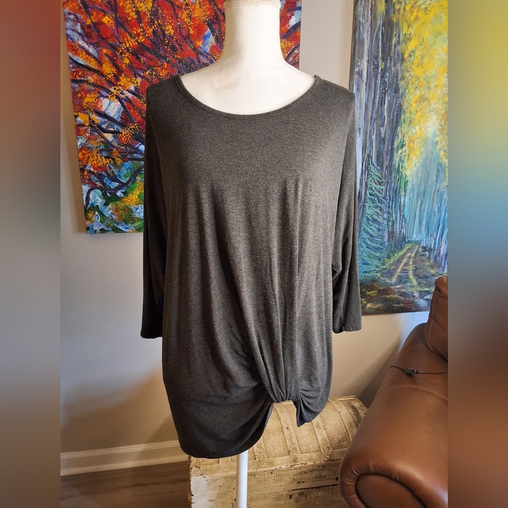 Elegant Charcoal Gray Women's Tunic